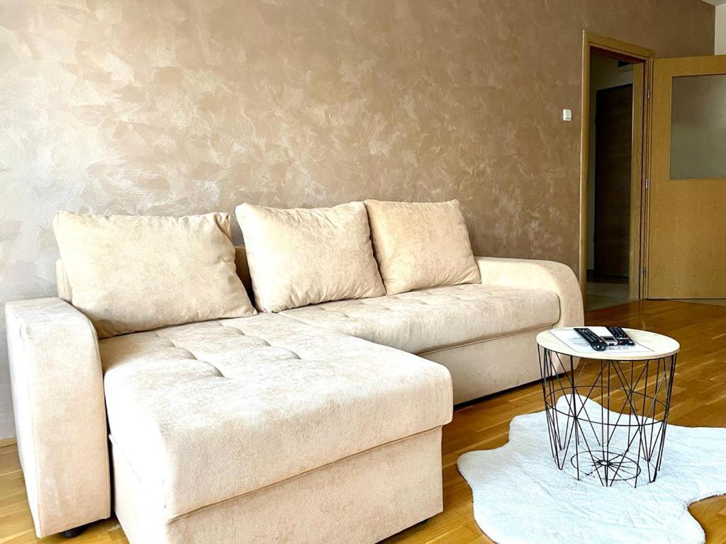 Nakii Apartmani Podgorica Eksteriør bilde
